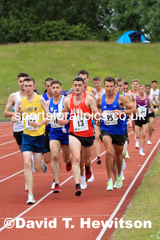 Senior mens 5000 metres, 2022 Northern Senior and Under-20 Champs., Wavertree Athletics Centre, Liverpool. Photo: David T. Hewitson/Sports for All Pics